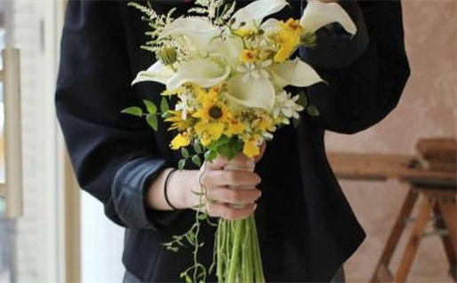 八字算命几两几钱_八字算命几两几钱算命表对一下