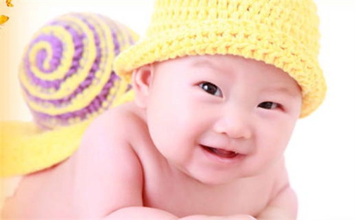 2026.04.30生的杨姓女宝宝取名常见误区与高分名字推荐