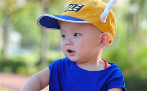 吴姓2026年04月23日出生的男孩子取什么名字好？八字五行取名分析