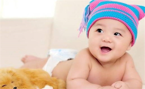 周姓2026年05月31日出生的男孩子五行缺什么？如何科学取名