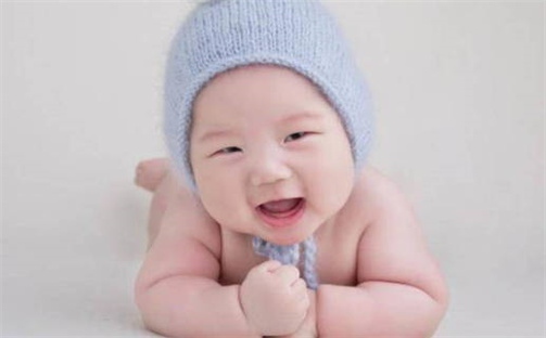 马姓2026年04月26日出生的男孩子命理分析与起名攻略